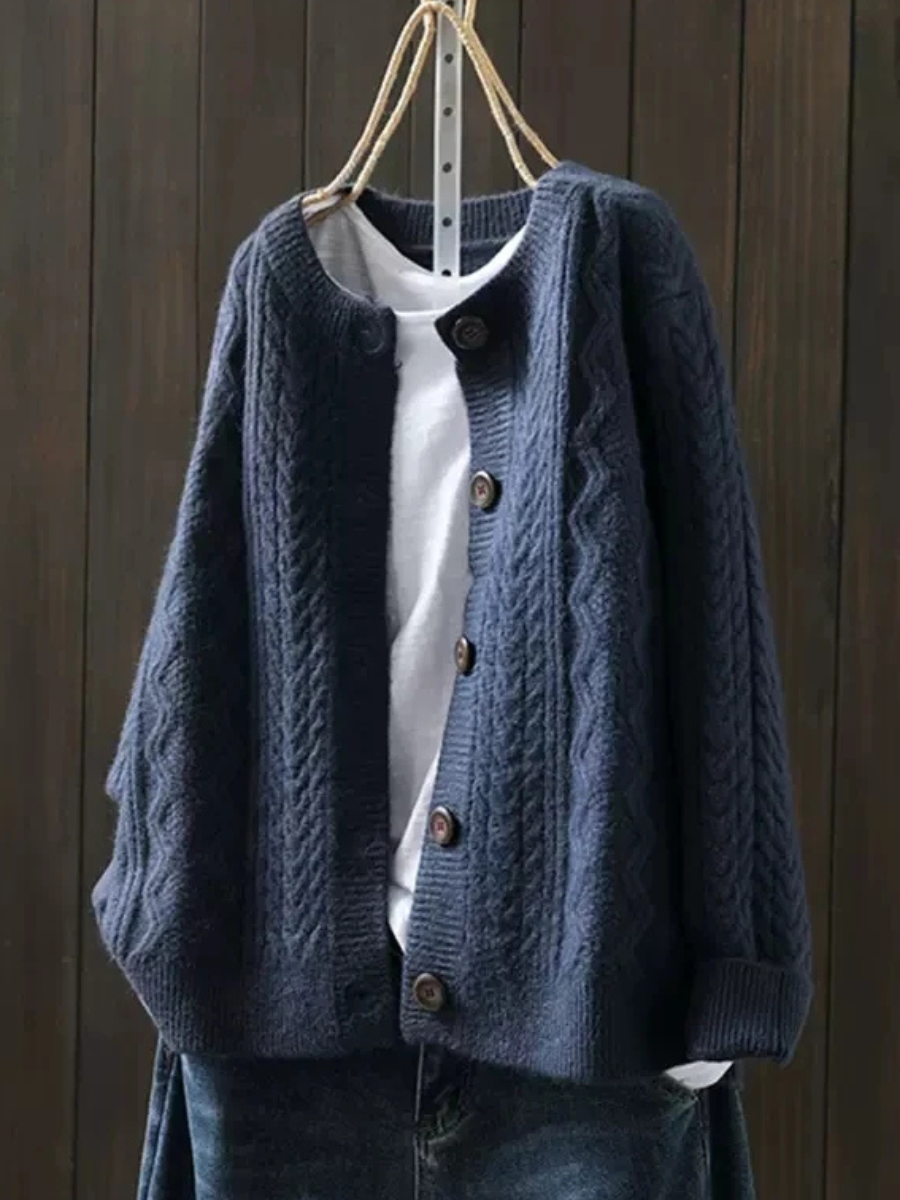 BUTTON-FRONT CABLE KNIT SWEATER FOR WOMEN