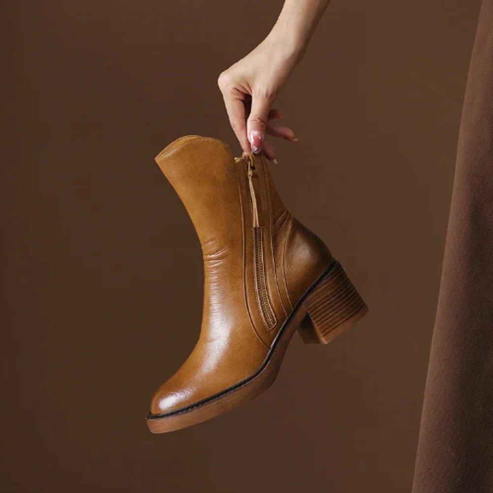 BLOCK HEEL CHELSEA BOOT FOR WOMEN