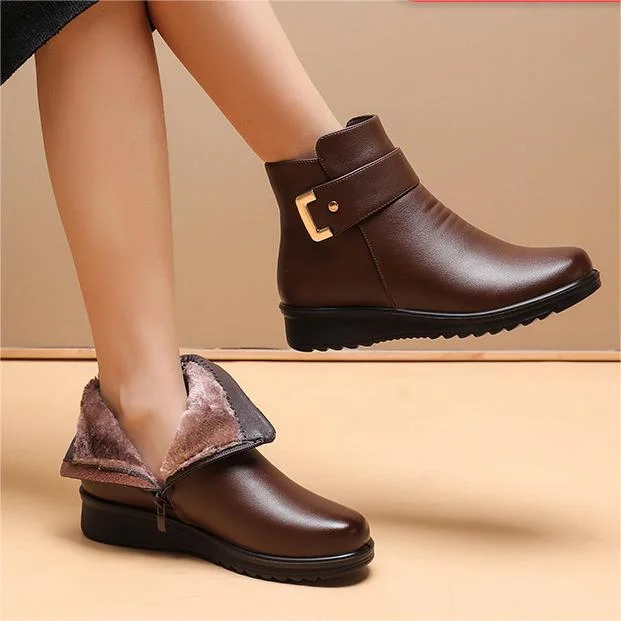 CLASSIC CHELSEA BOOT FOR WOMEN
