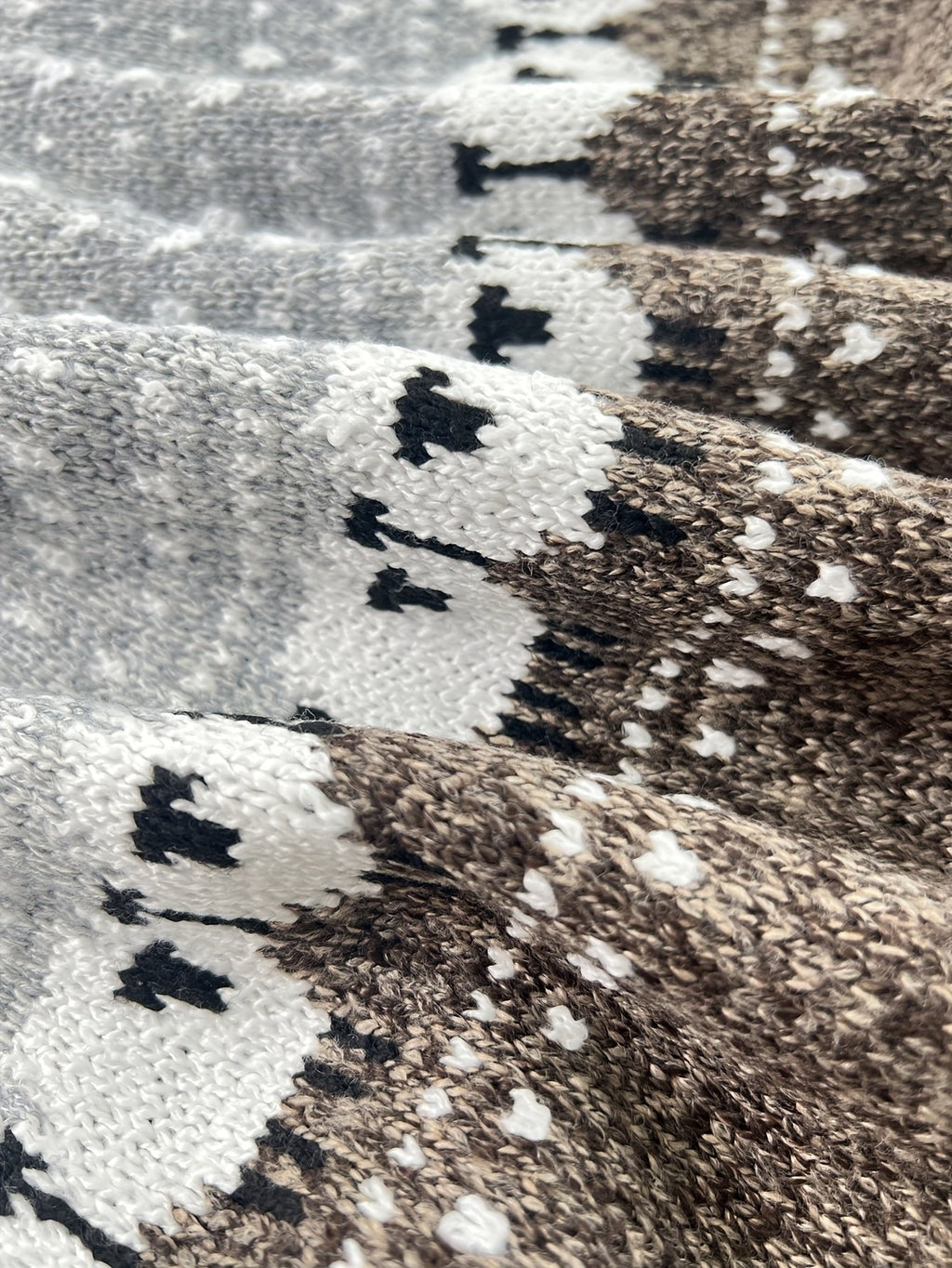 SHEEP JACQUARD KNIT SWEATER FOR WOMEN