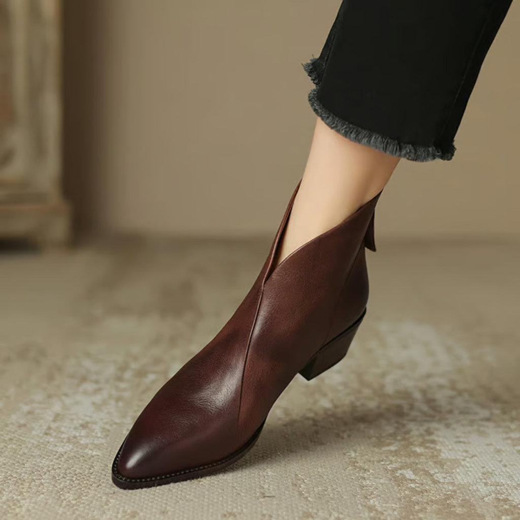 SCULPTED CHELSEA BOOT FOR WOMEN