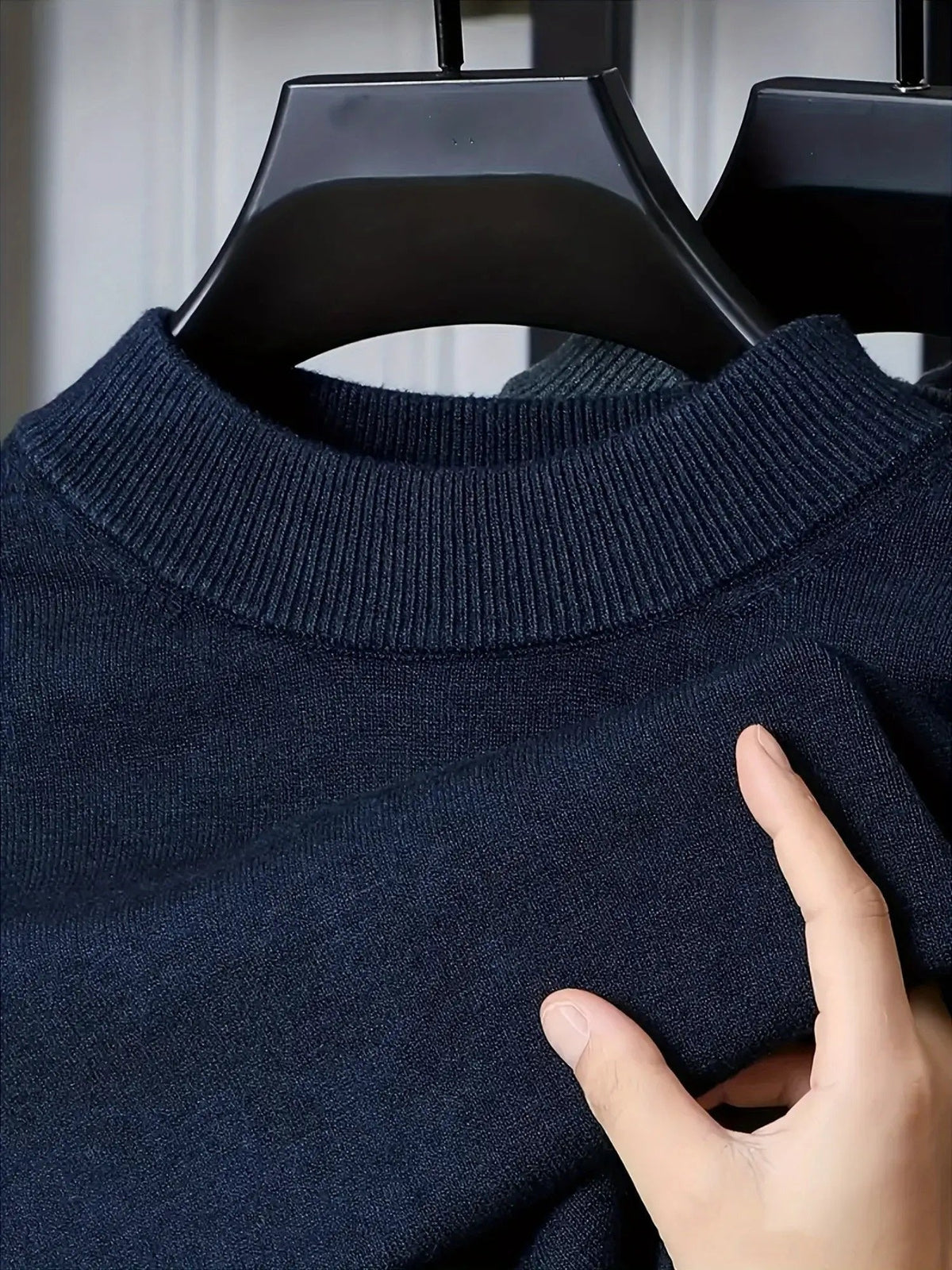 MOCK NECK KNIT SWEATER FOR MEN