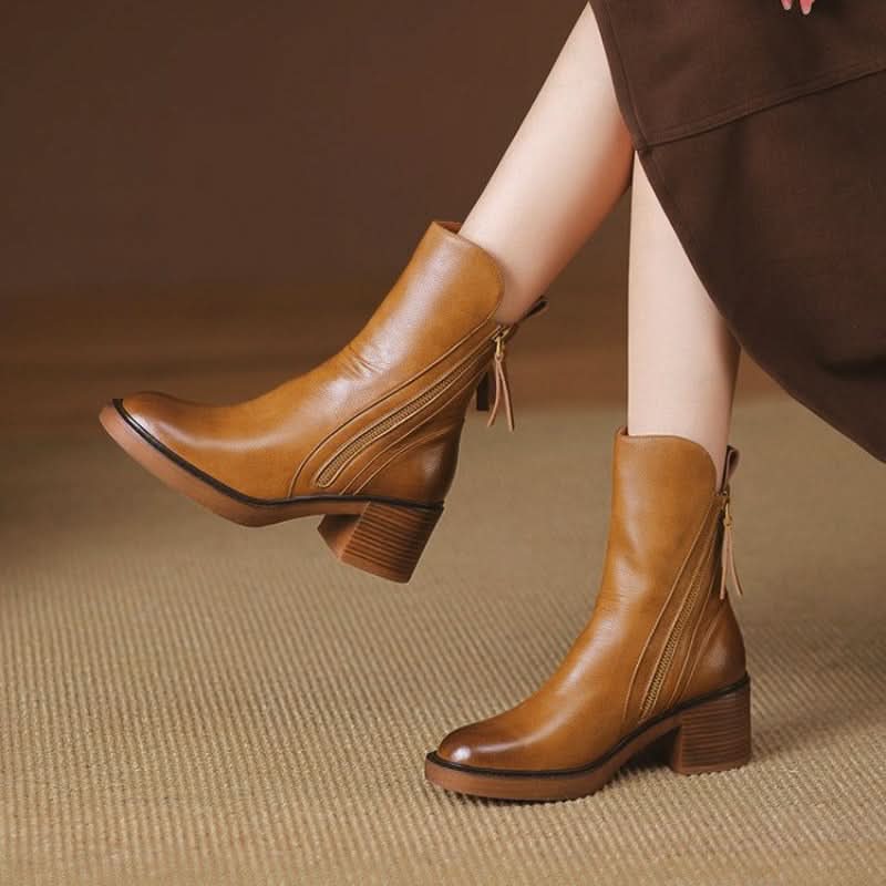 SIDE-ZIP LEATHER BOOT FOR WOMEN