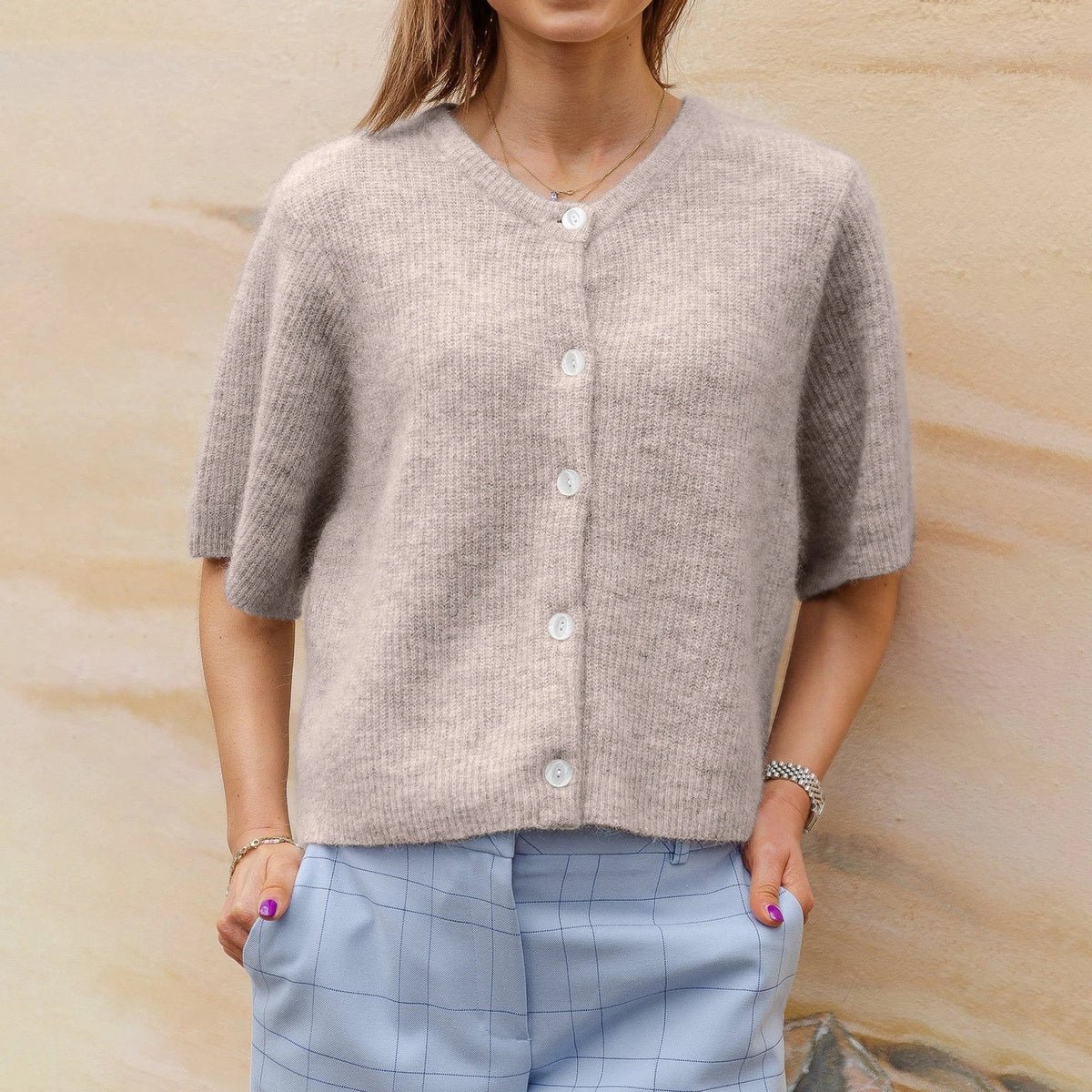 ROUND NECK KNIT VEST FOR WOMEN