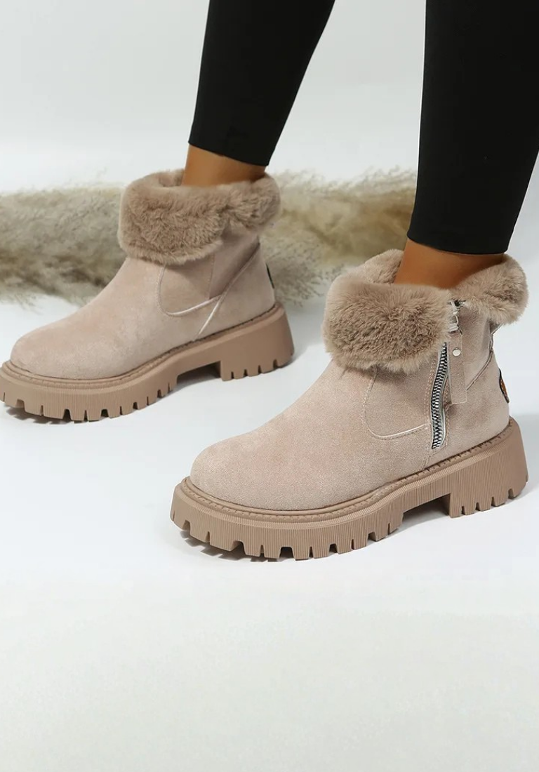 QUILTED CHELSEA BOOT FOR WOMEN