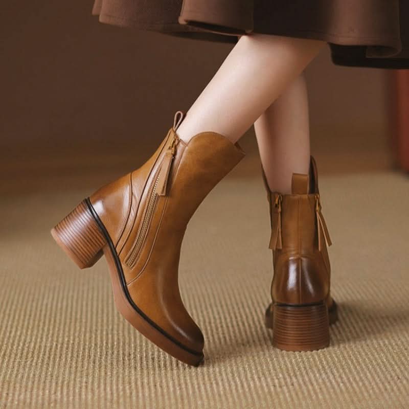 SIDE-ZIP LEATHER BOOT FOR WOMEN