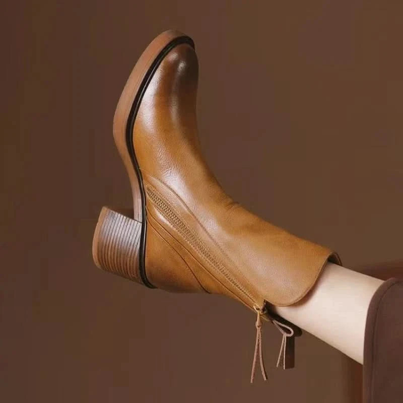 SIDE-ZIP LEATHER BOOT FOR WOMEN