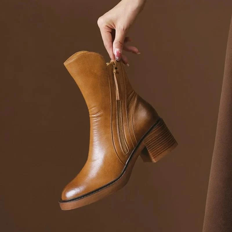 SIDE-ZIP LEATHER BOOT FOR WOMEN