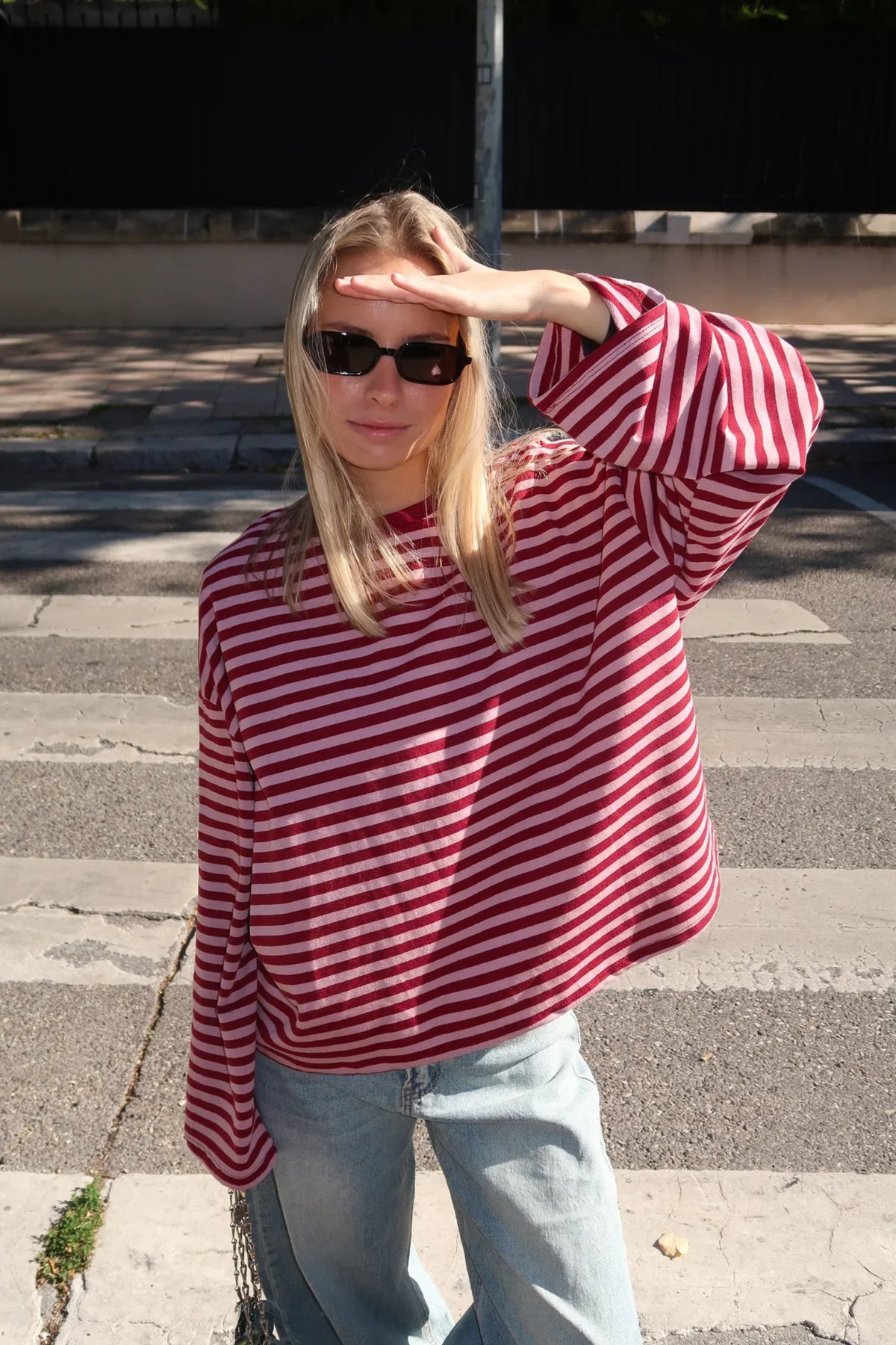STRIPED OVERSIZED KNIT SWEATER FOR WOMEN