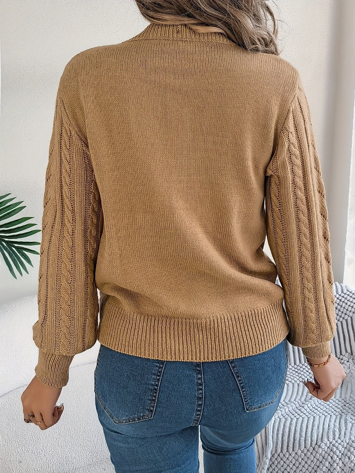 TEXTURED CABLE KNIT SWEATER FOR WOMEN