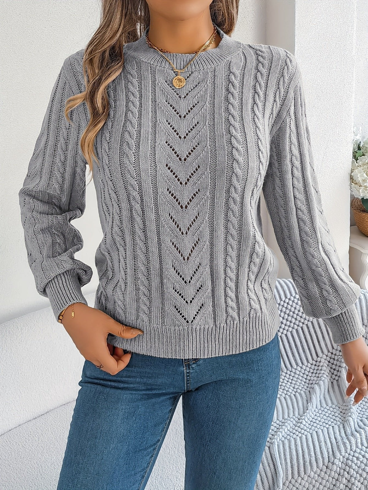 TEXTURED CABLE KNIT SWEATER FOR WOMEN