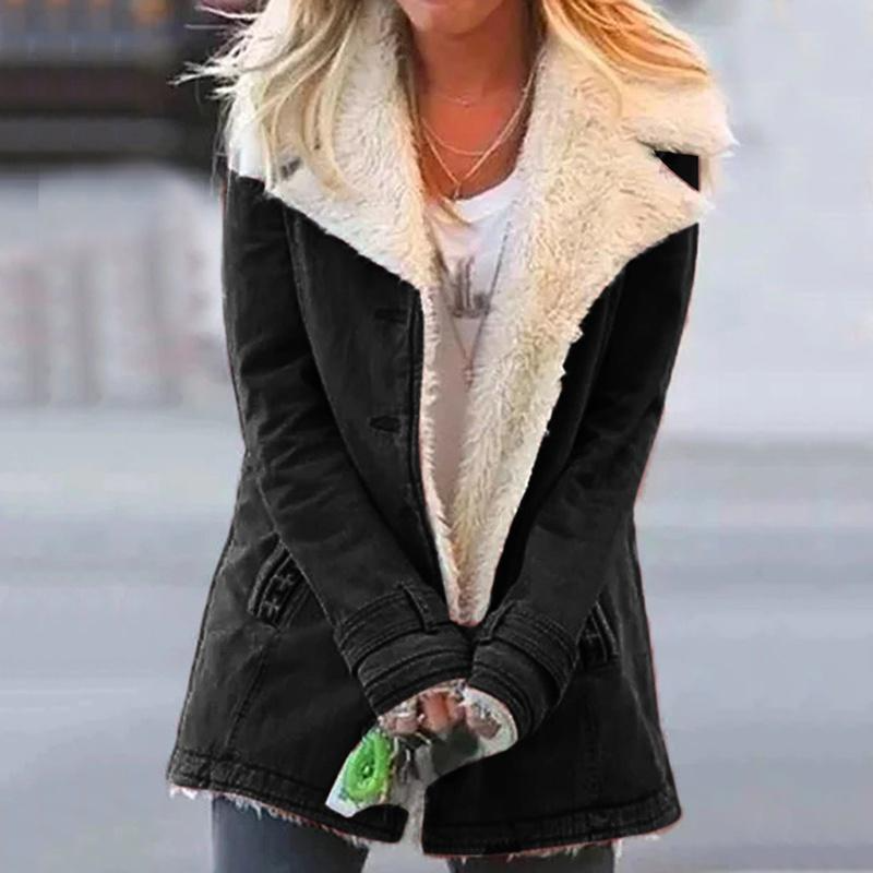 FUR-LINED WINTER COAT FOR WOMEN