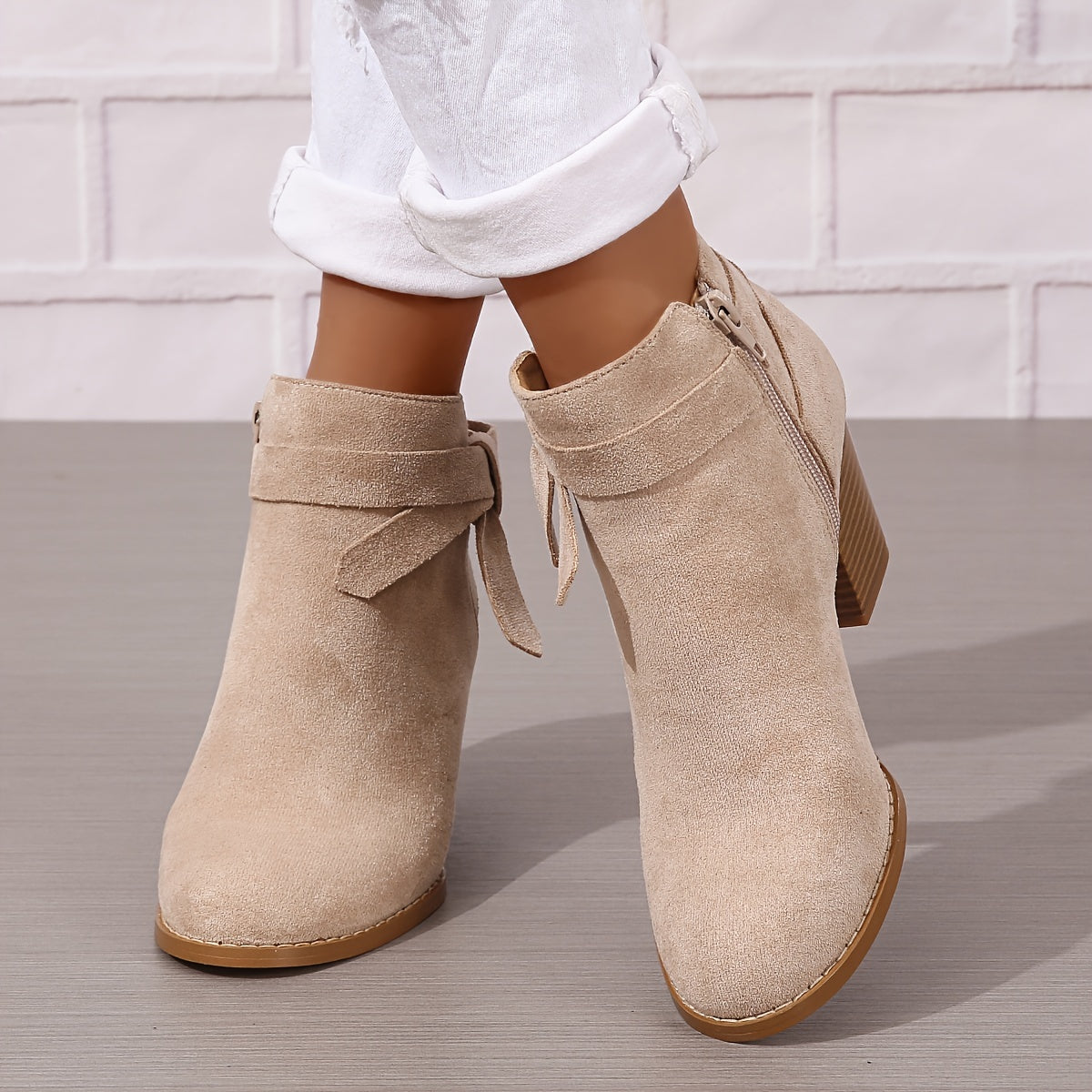 BLOCK HEEL CHELSEA BOOT FOR WOMEN