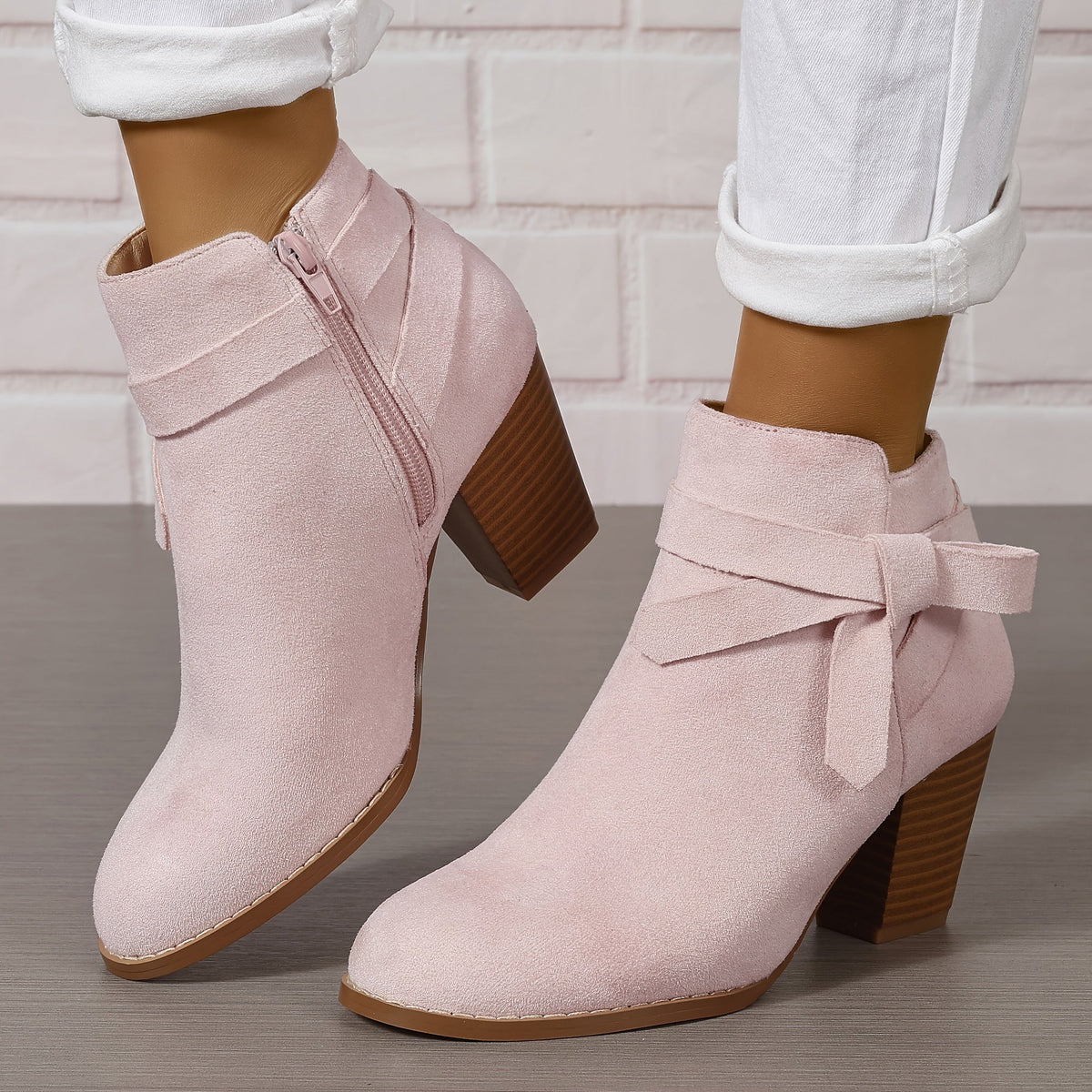 BLOCK HEEL CHELSEA BOOT FOR WOMEN